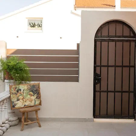 New! Josefina With Heated Pool 빌라