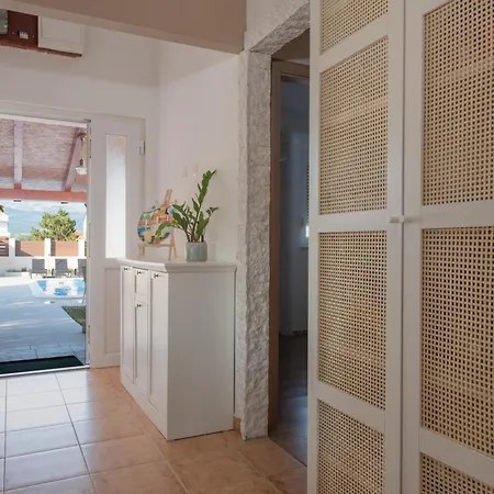 New! Josefina With Heated Pool 빌라